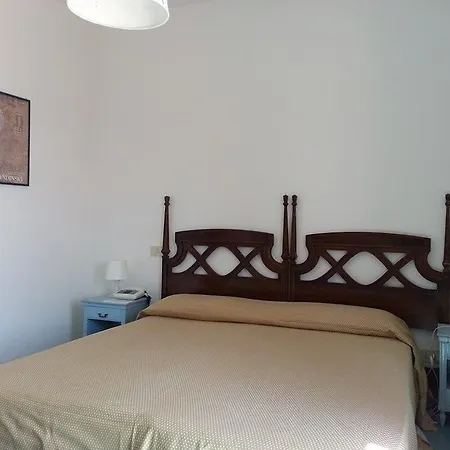 Venosta فندق